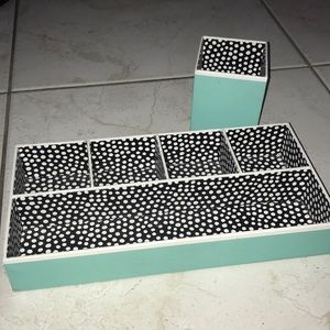 Used Desk Organizer Set